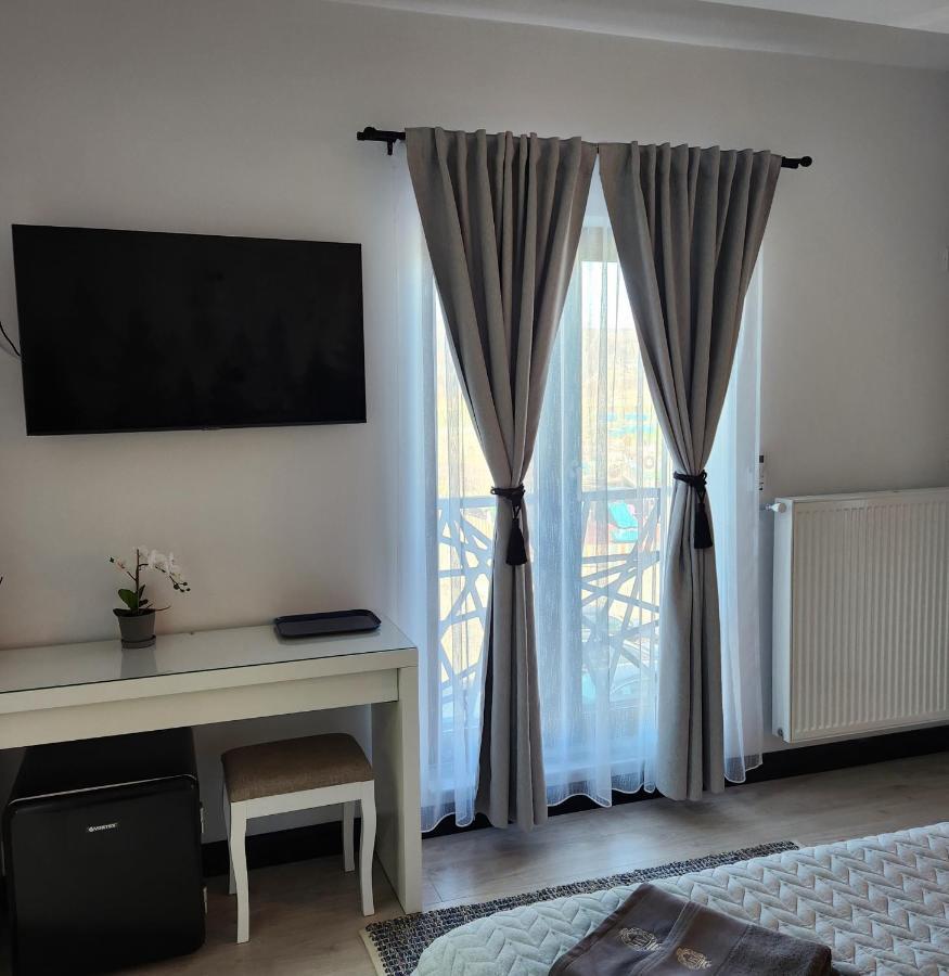 My Room Accommodation Curtea De Arges Exterior photo